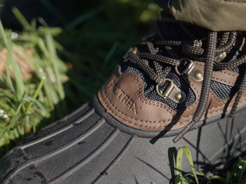Boots Delphin ProTRAX