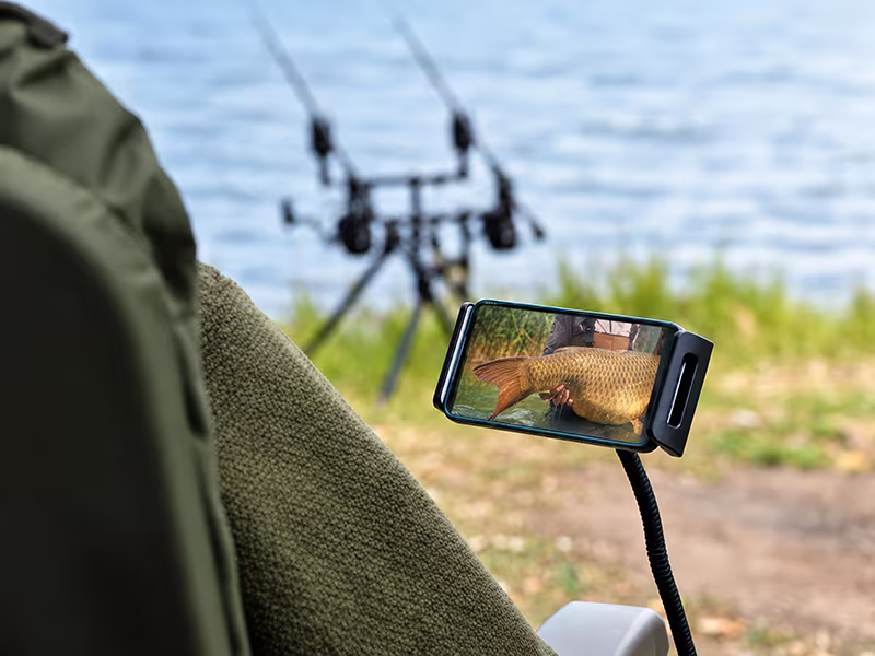 Universal phone holder Delphin PHOLD
