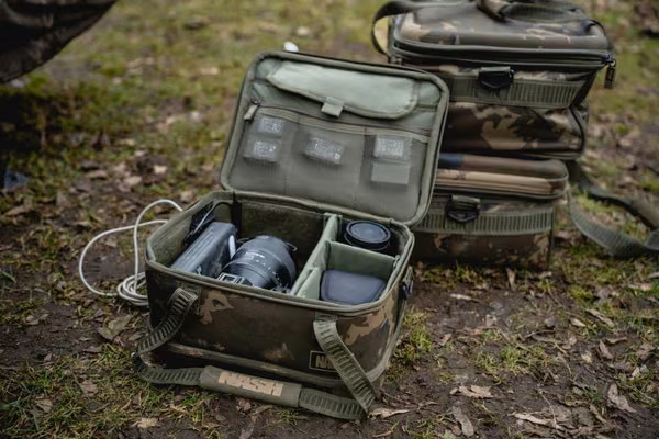 Subterfuge Hi Protect Tech Bag