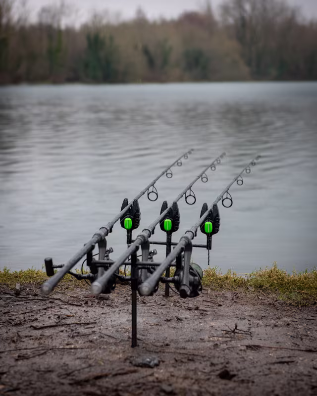 Fox Black Label Carbon Adjustable 2 Rod Buzz Bars (110mm - 125mm)