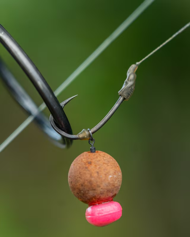 Fox Edges Armapoint Super Wide Gape Long Shank