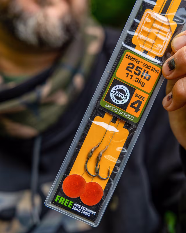 Fox Edges Curve Short Camotex Semi Stiff Ready Rigs