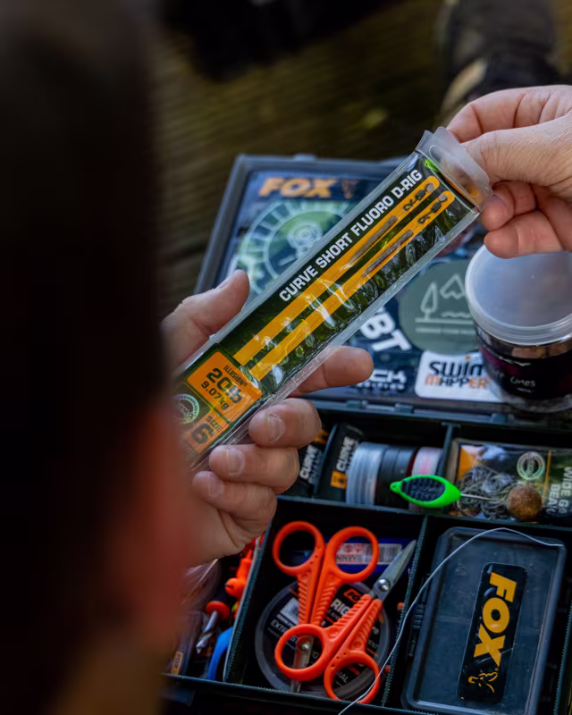 Fox Edges Curve Short Fluoro D-Rig Illusion