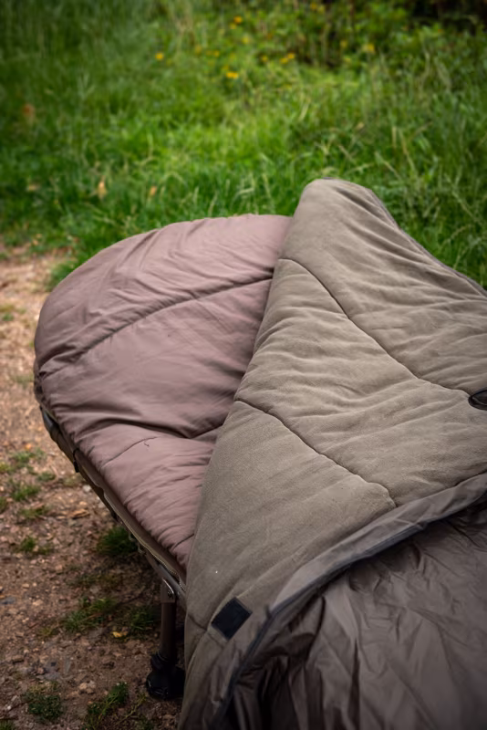 Fox Ven-Tec Thermal Bedchair Cover
