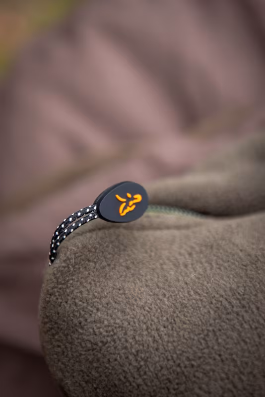 Fox Ven-Tec Thermal Bedchair Cover