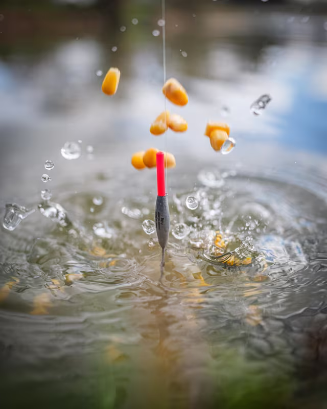 Matrix Carbon Margin Pole Float
