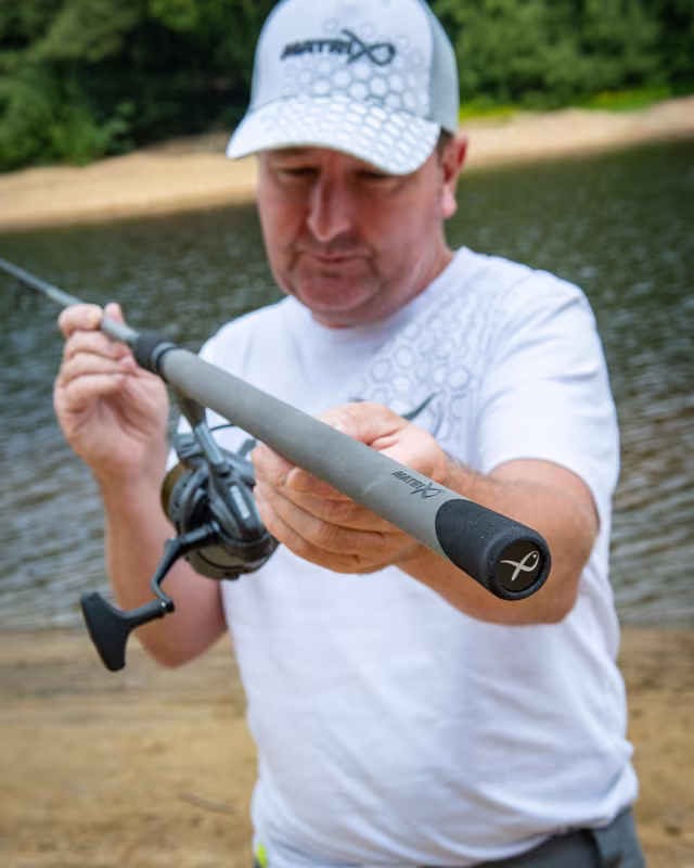 Matrix Ethos Platinum Medium Feeder