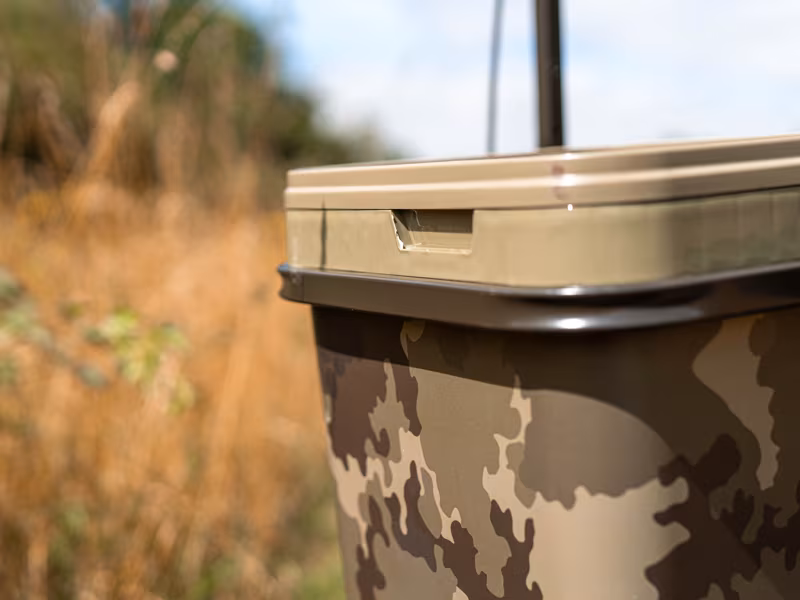 Carp Porter 17L Bucket Bracket