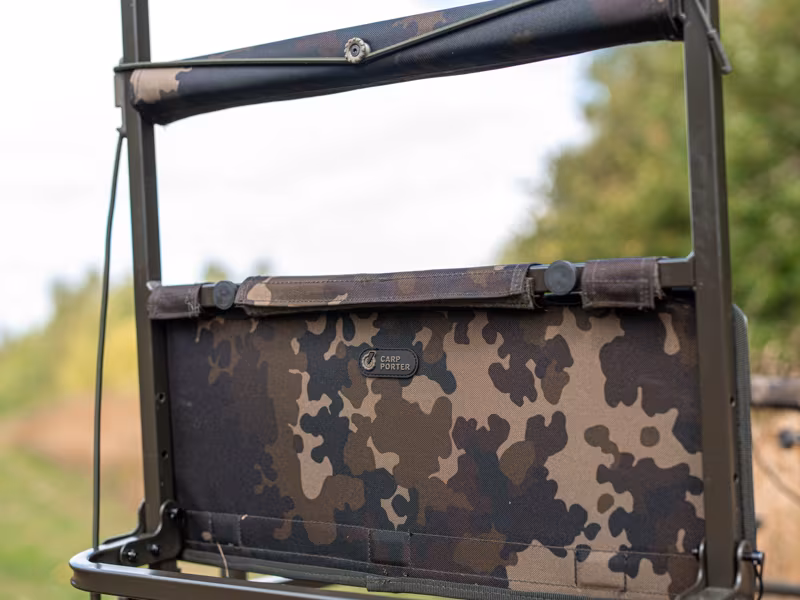 Carp Porter H Frame Multi Pocket Dark Kamo