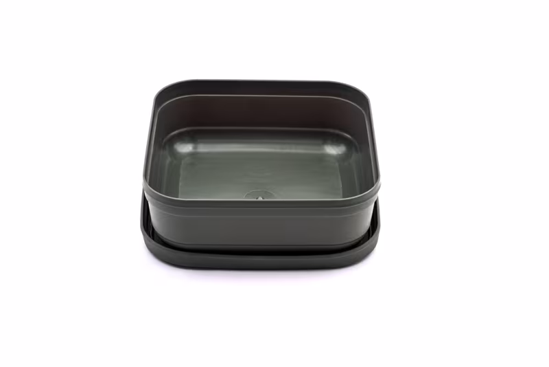 Guru Bait Box Solid Lid 2.2 Pint Green