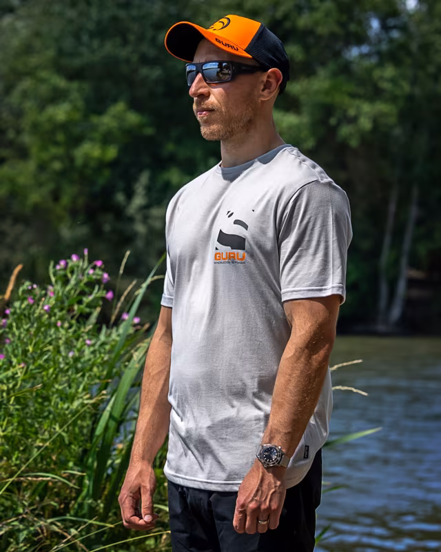 Guru Magnify Grey Tee