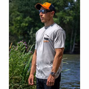 Guru Magnify Grey Tee
