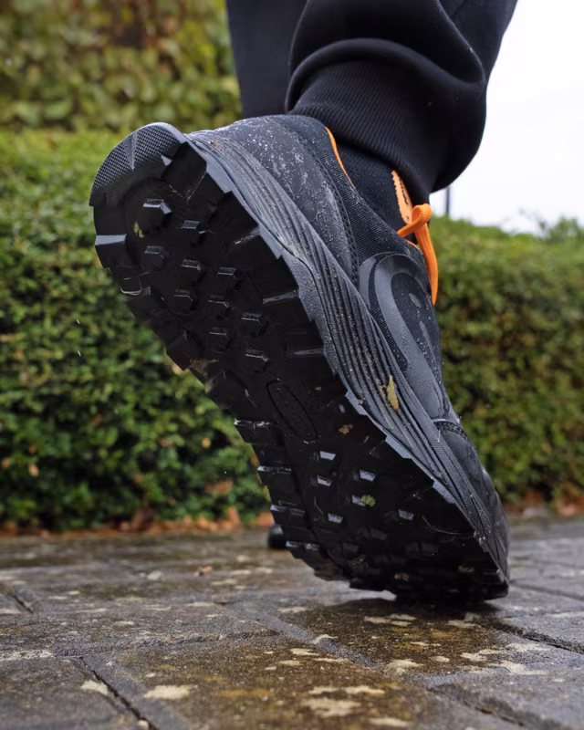 Guru Waterproof Trainer