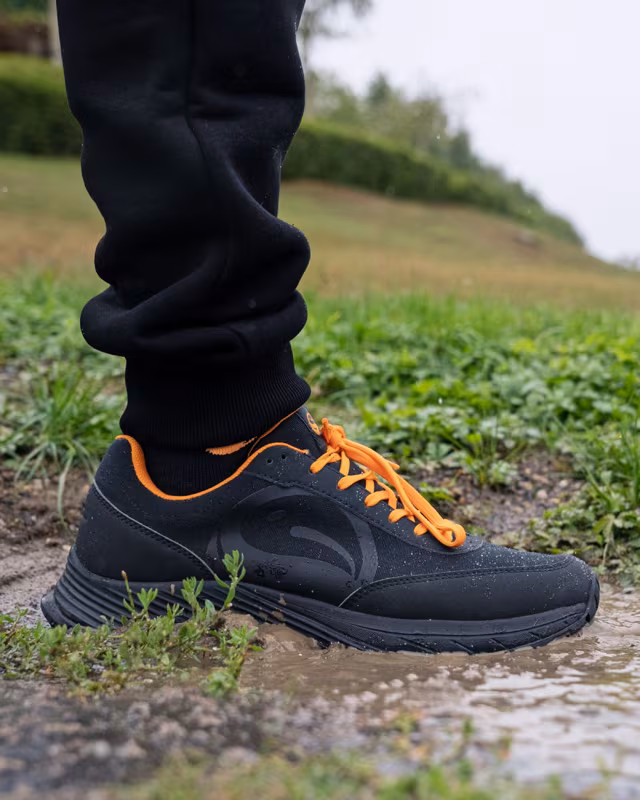 Guru Waterproof Trainer