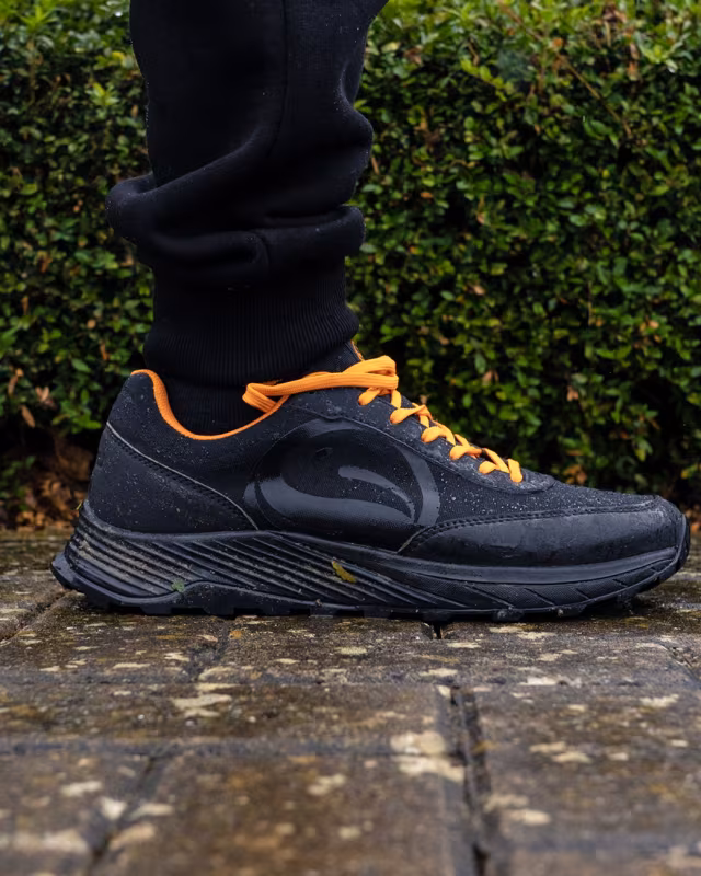 Guru Waterproof Trainer