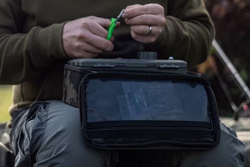 Korda Compac 140 Tackle Pouch Dark Kamo