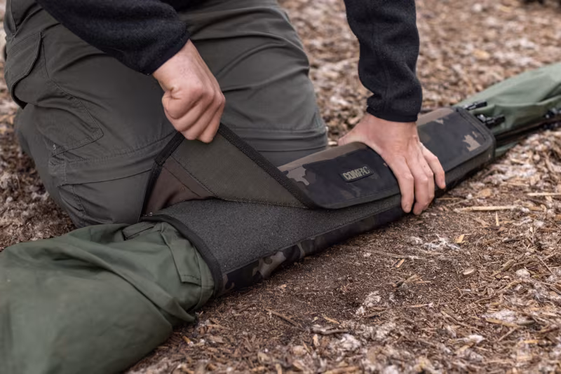 Korda Compac Brolly Wrap Dark Kamo