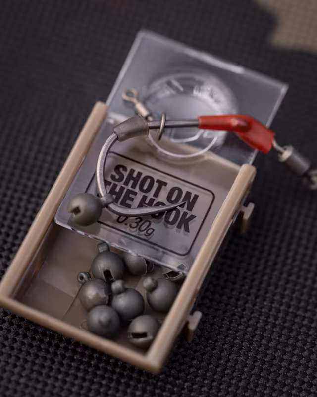 Korda Shot on the Hook
